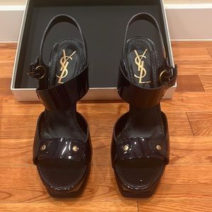 Beautiful Yves Saint Lauren navy blue heels. Amazing condition!!!! Barely worn!